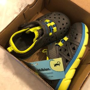 Stride rite toddler size 5 water/sneakers NEW